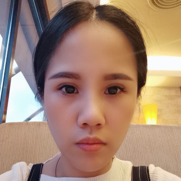 鎏氺晴儿的照片