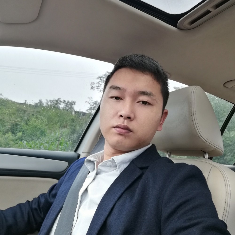 坚强浅吻羽裳的照片