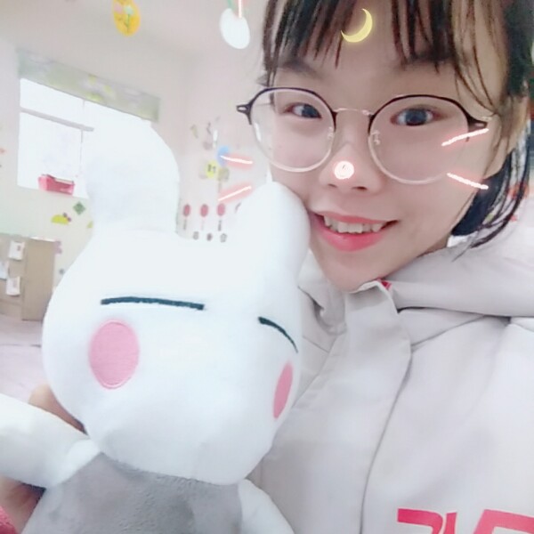 乐观少女的照片