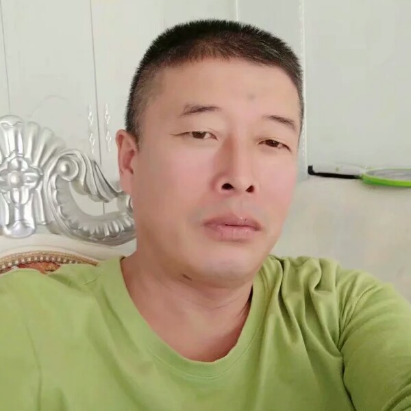 忧郁春华的照片
