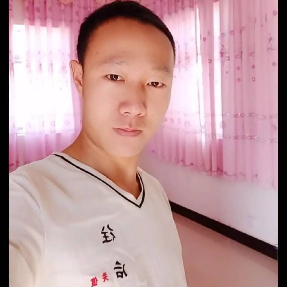 幻灭倾心若溪的照片