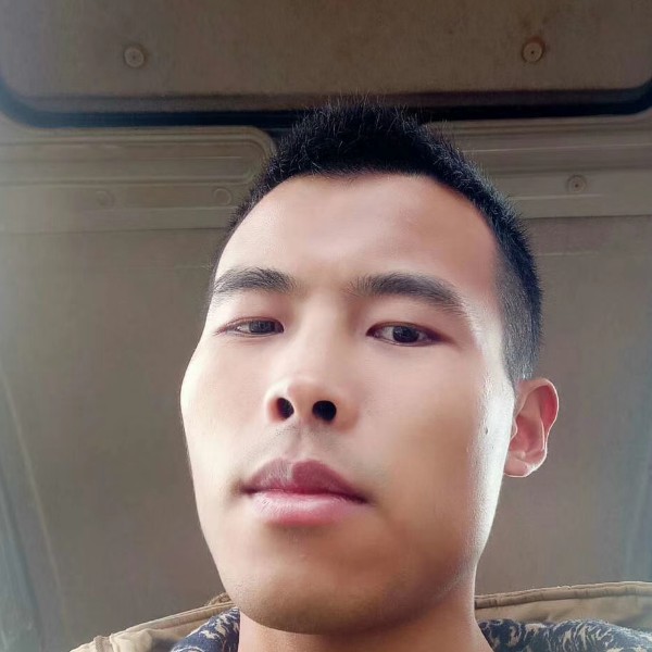 阳光帅哥我叫沈利的照片