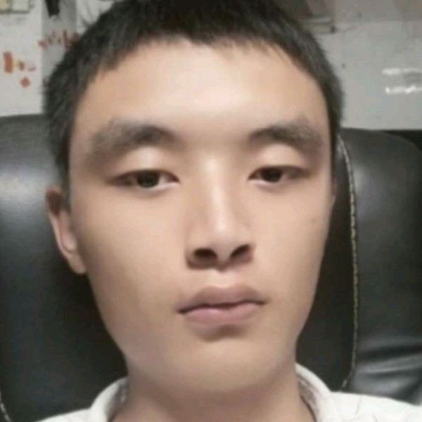 情殇老迟到的照片
