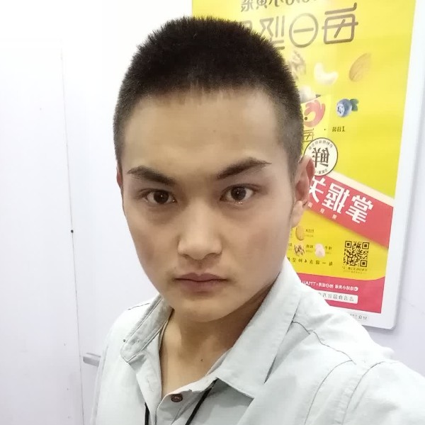 凌峰0的照片