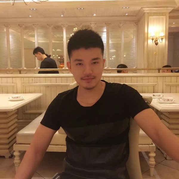 淡淡拿轩辕的照片