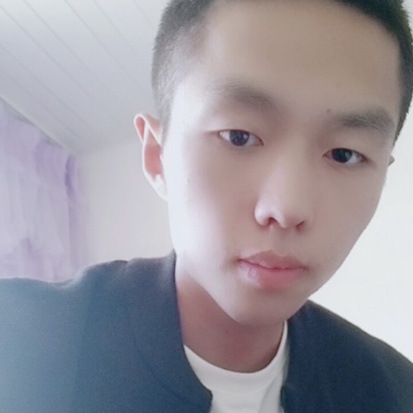小伙的霸道的照片