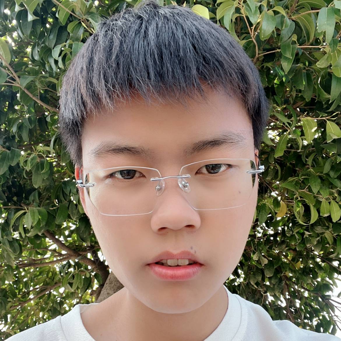 若梦改变高山的照片