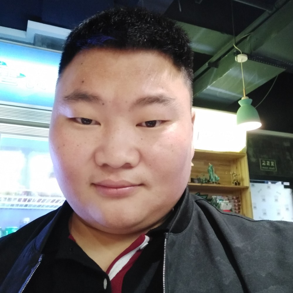 一身全是钱的照片