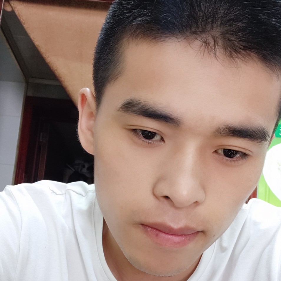 韩轩1的照片