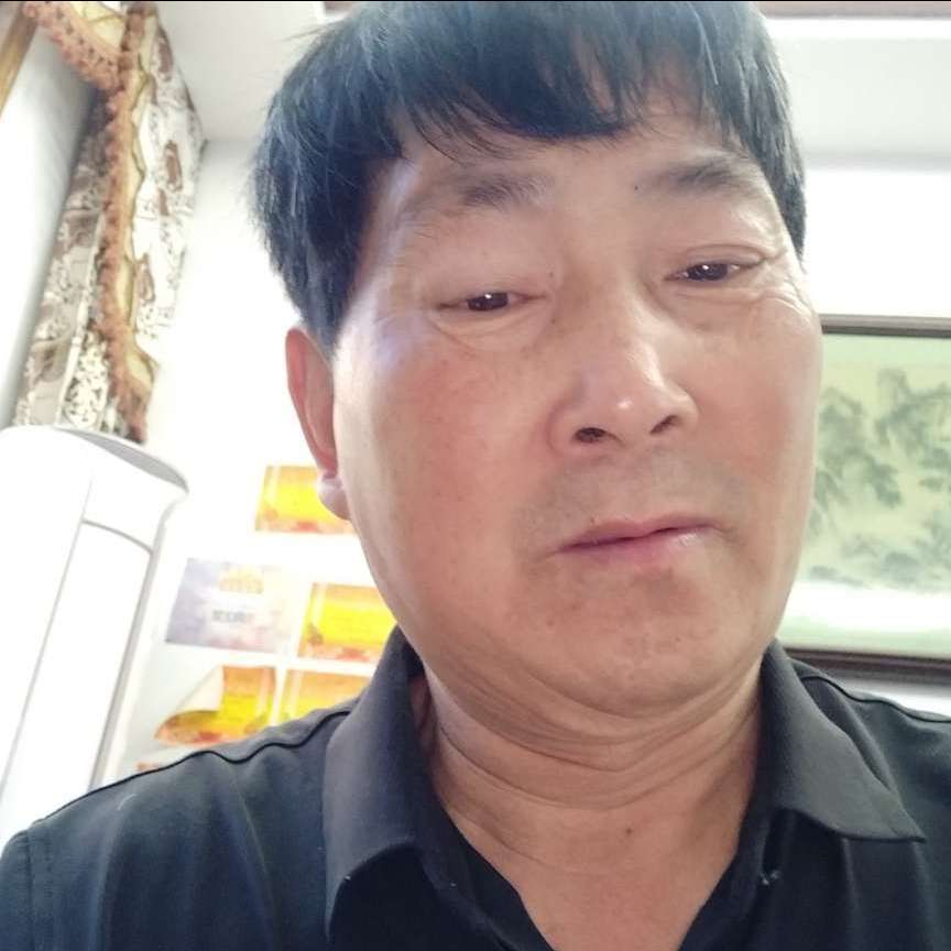 动听浅吻洛尘的照片