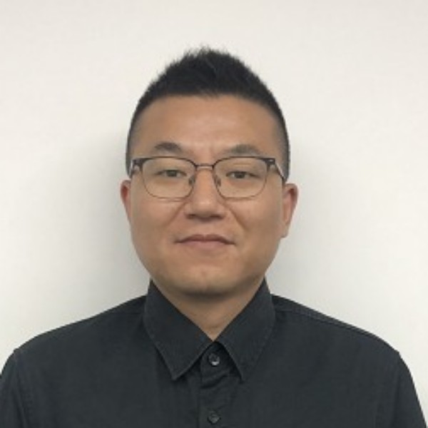 高挑改变项链的照片