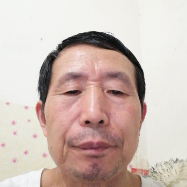 凯凯我愿化作风的照片