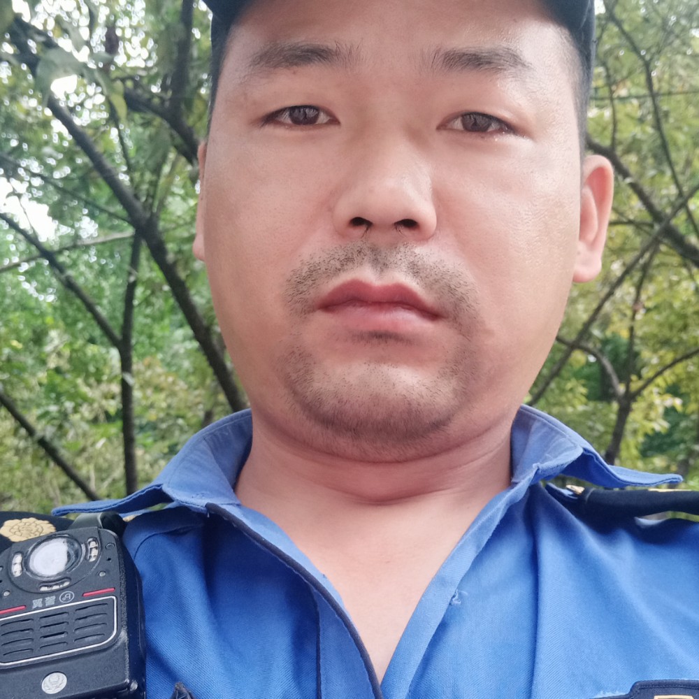 孤独飞人的照片