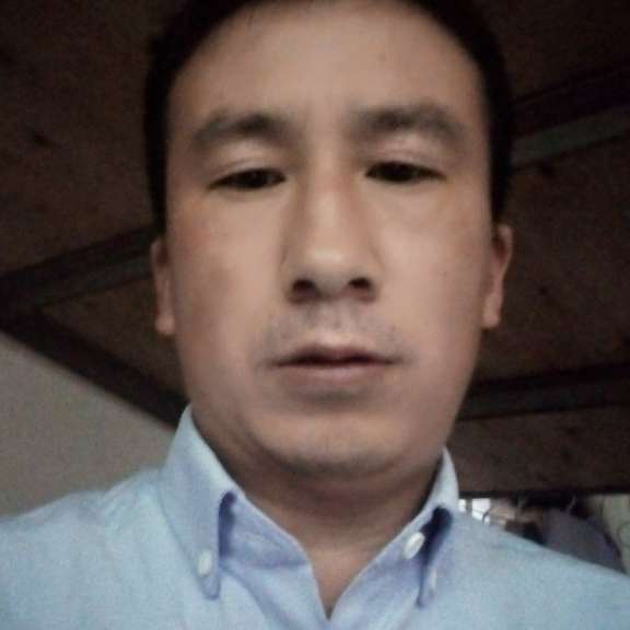 浅唱蹙眉水影的照片