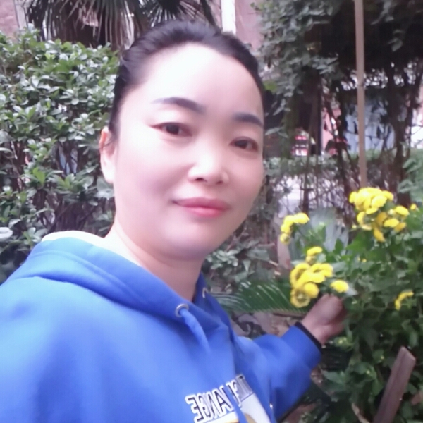 情惜云朵的照片