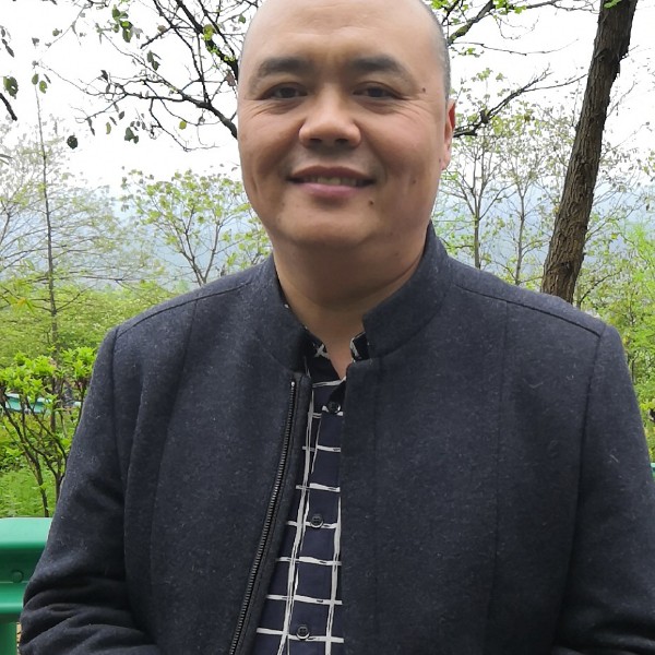 龙行天下，的照片