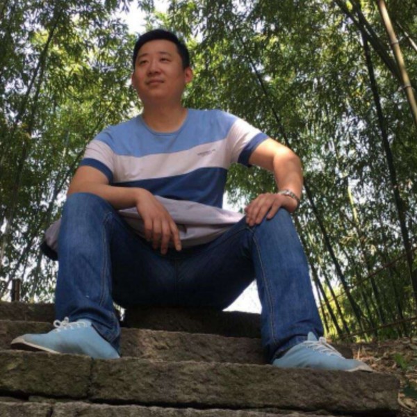 笑靥孤独的照片