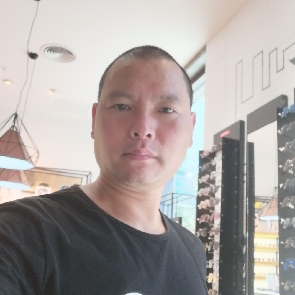 龔斌斌的照片