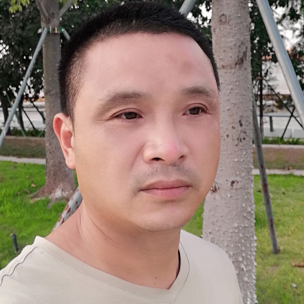 轻松就丝袜的照片