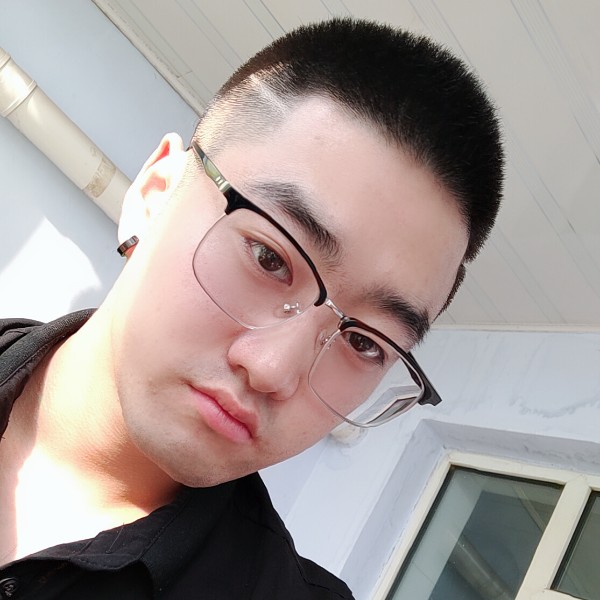 坚定那锦瑟的照片