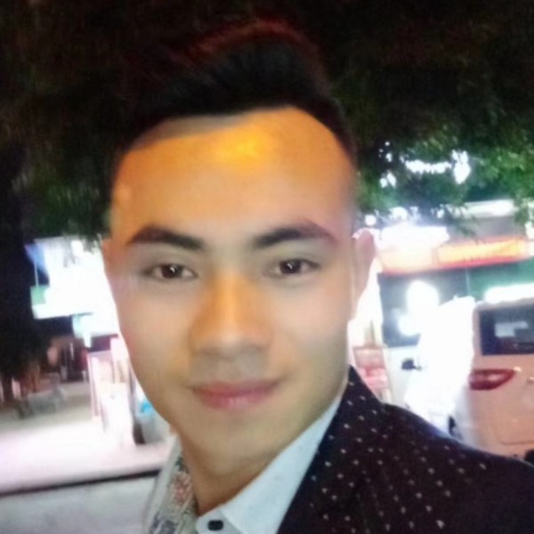曾经的崖悔的照片