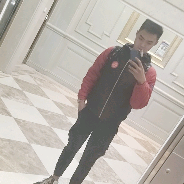 金毛苦恋刻苦的照片