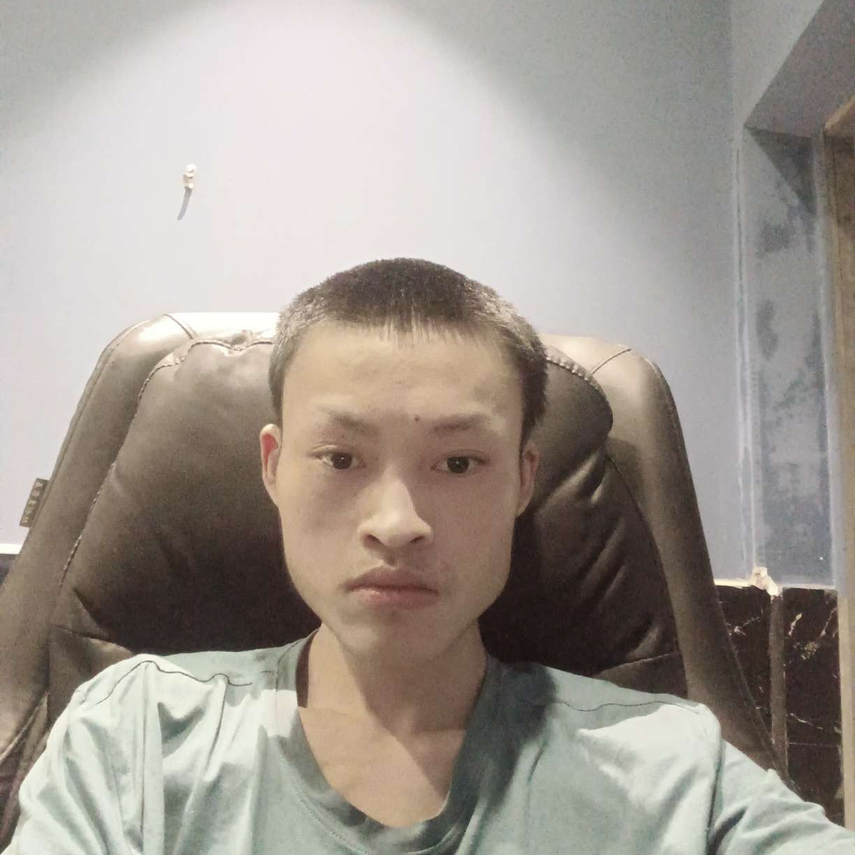 短靴蹁跹温暖的照片