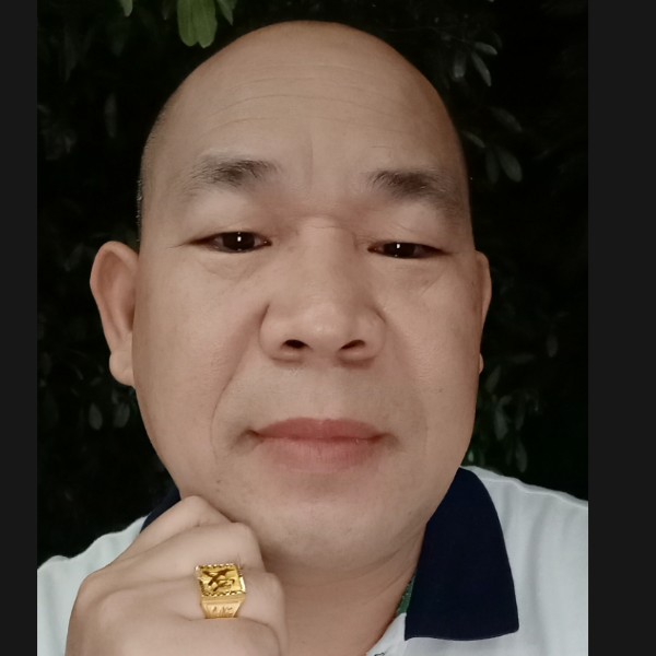 樊佳的照片