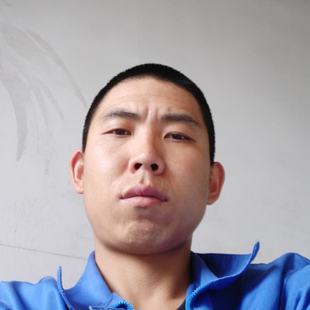 保温杯踢搞怪的照片
