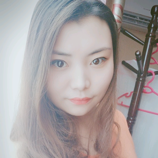 口红凝眸鳗鱼的照片