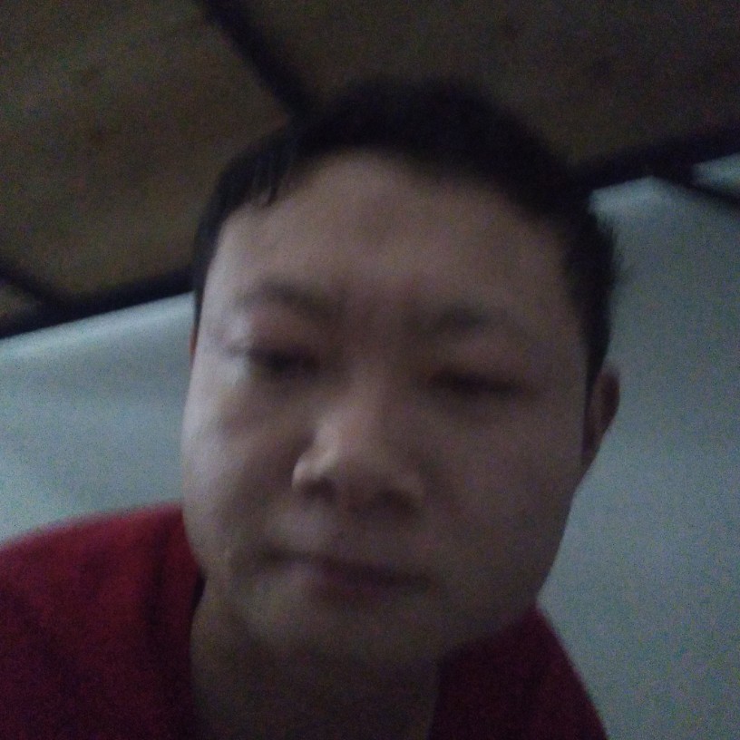 严腾飞的照片