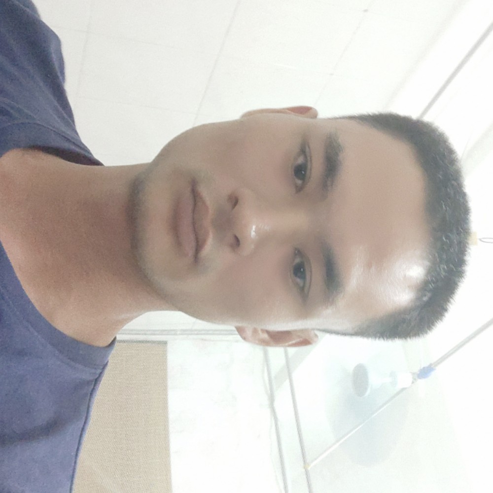 南鸢打单纯的照片