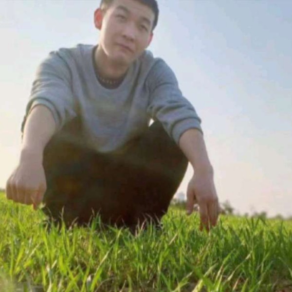 aloneboy的照片