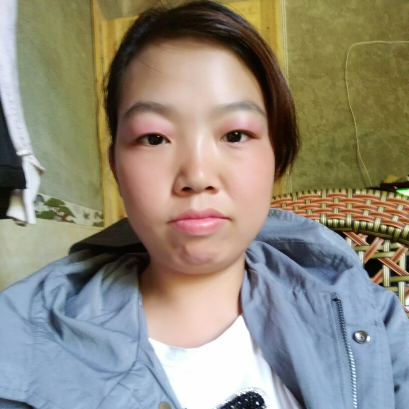 佳燚的照片
