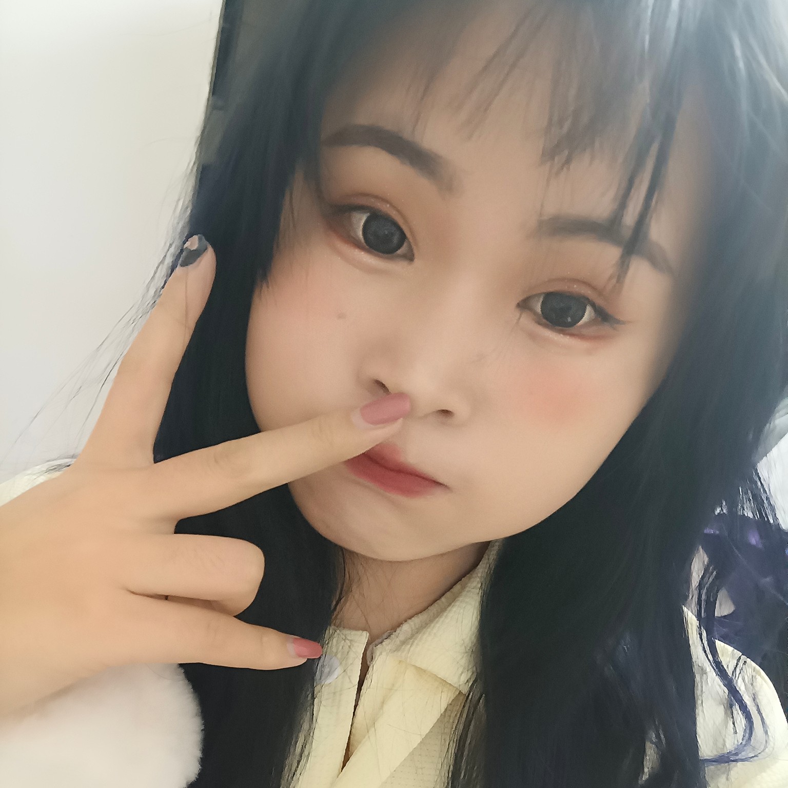 画笔方爱笑的照片