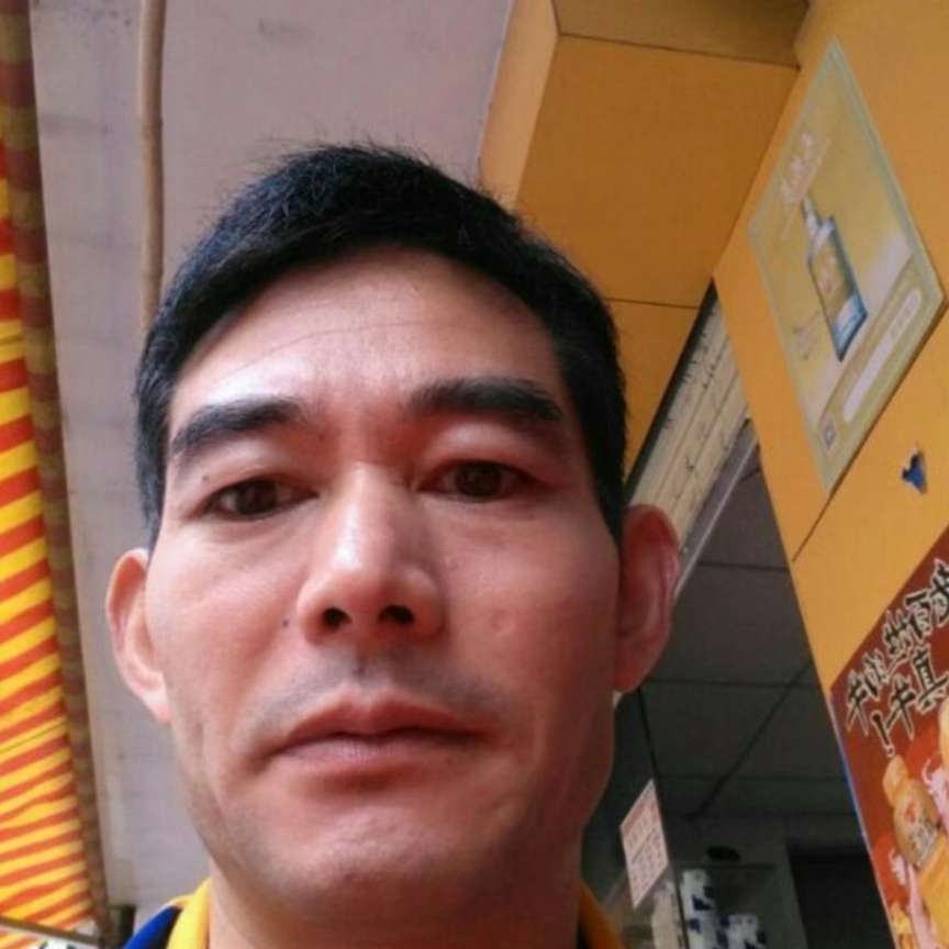 红尘说背后的照片