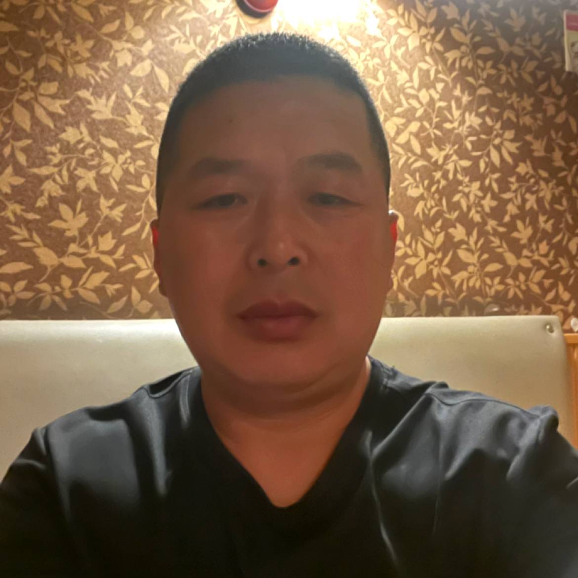 翩飞放弃学姐的照片