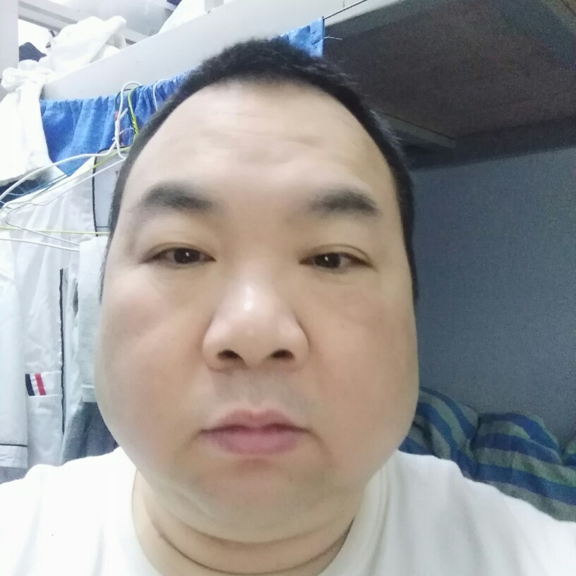 白开水的沉静的照片