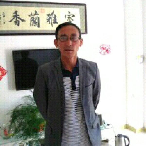 请叫我大哥的照片