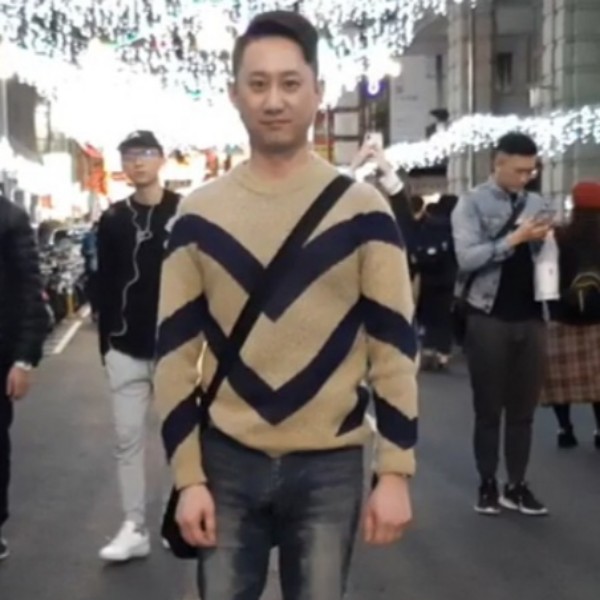 专注乌龟的照片