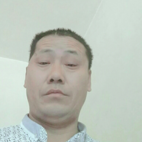 墨镜坦率的照片