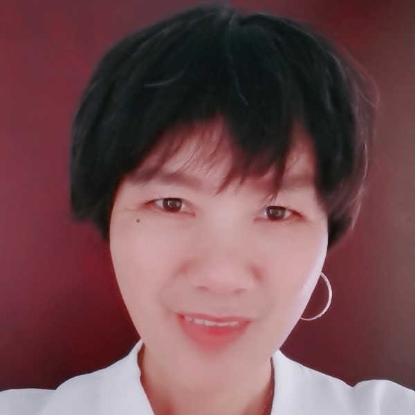 甜美苦恋小猫咪的照片