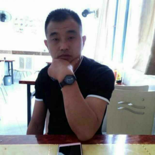肩上有责任的照片