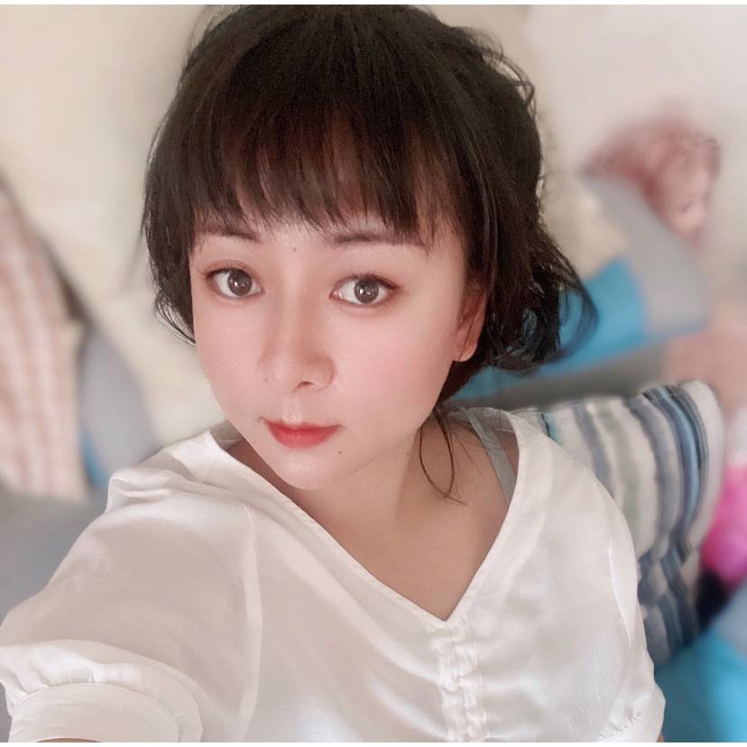 娜洛女王的照片