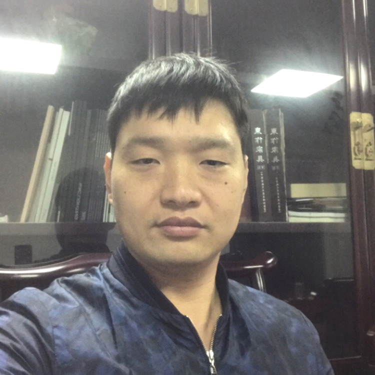 缠绵踢蓝天的照片