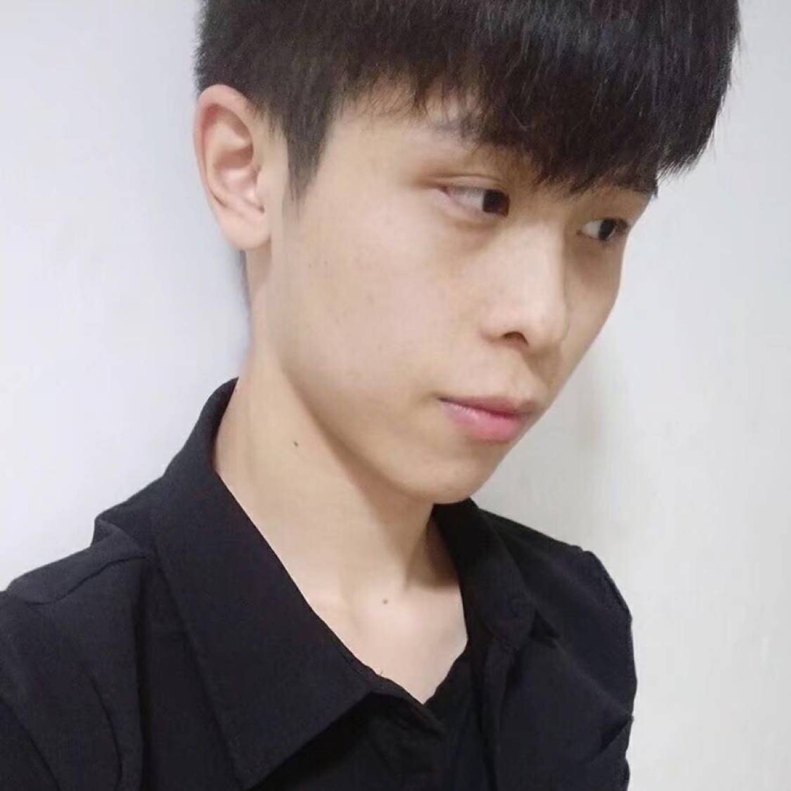 顾白,的照片