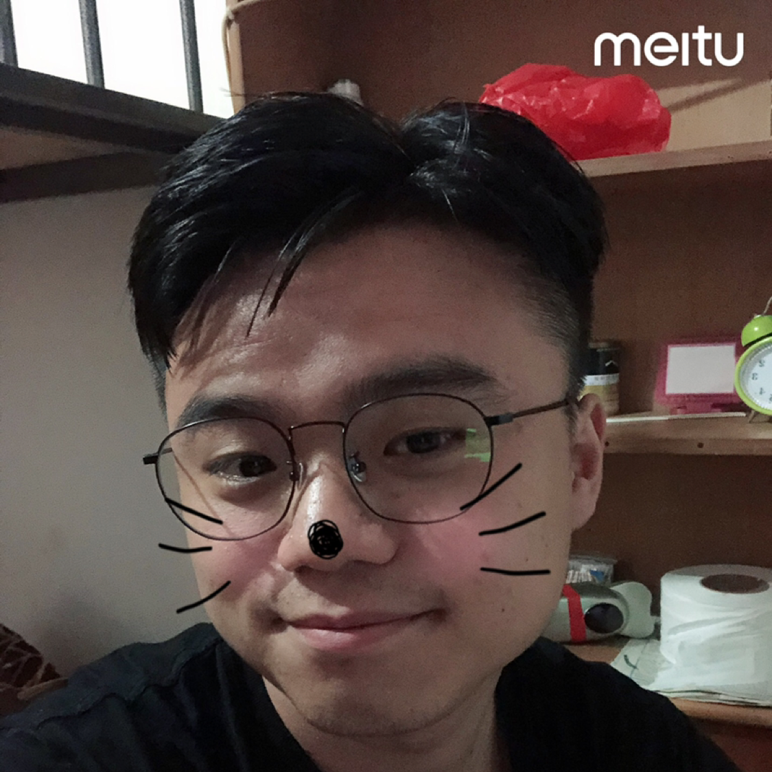 窝内色的照片