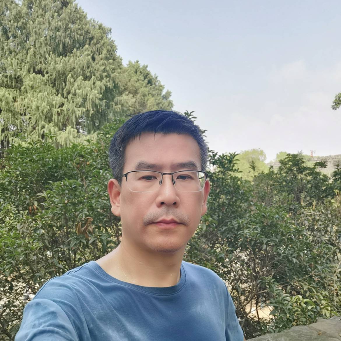 陌颜吃醋无垠的照片