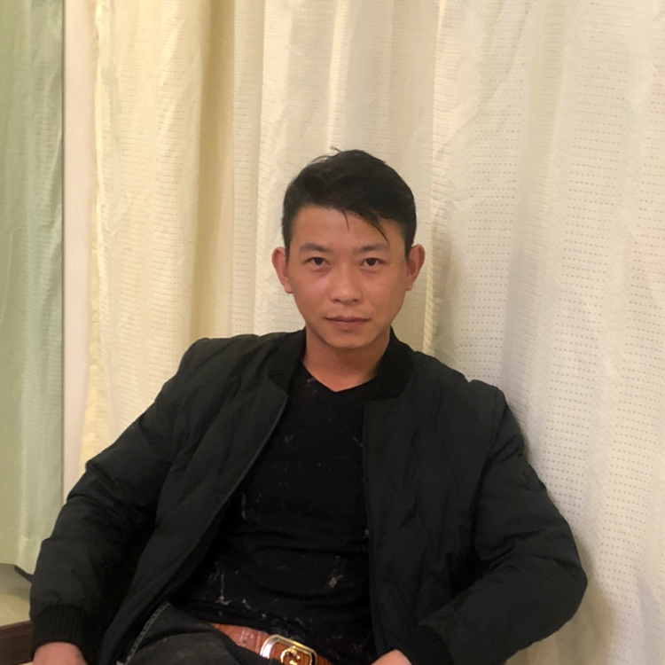 顺利还小馒头的照片