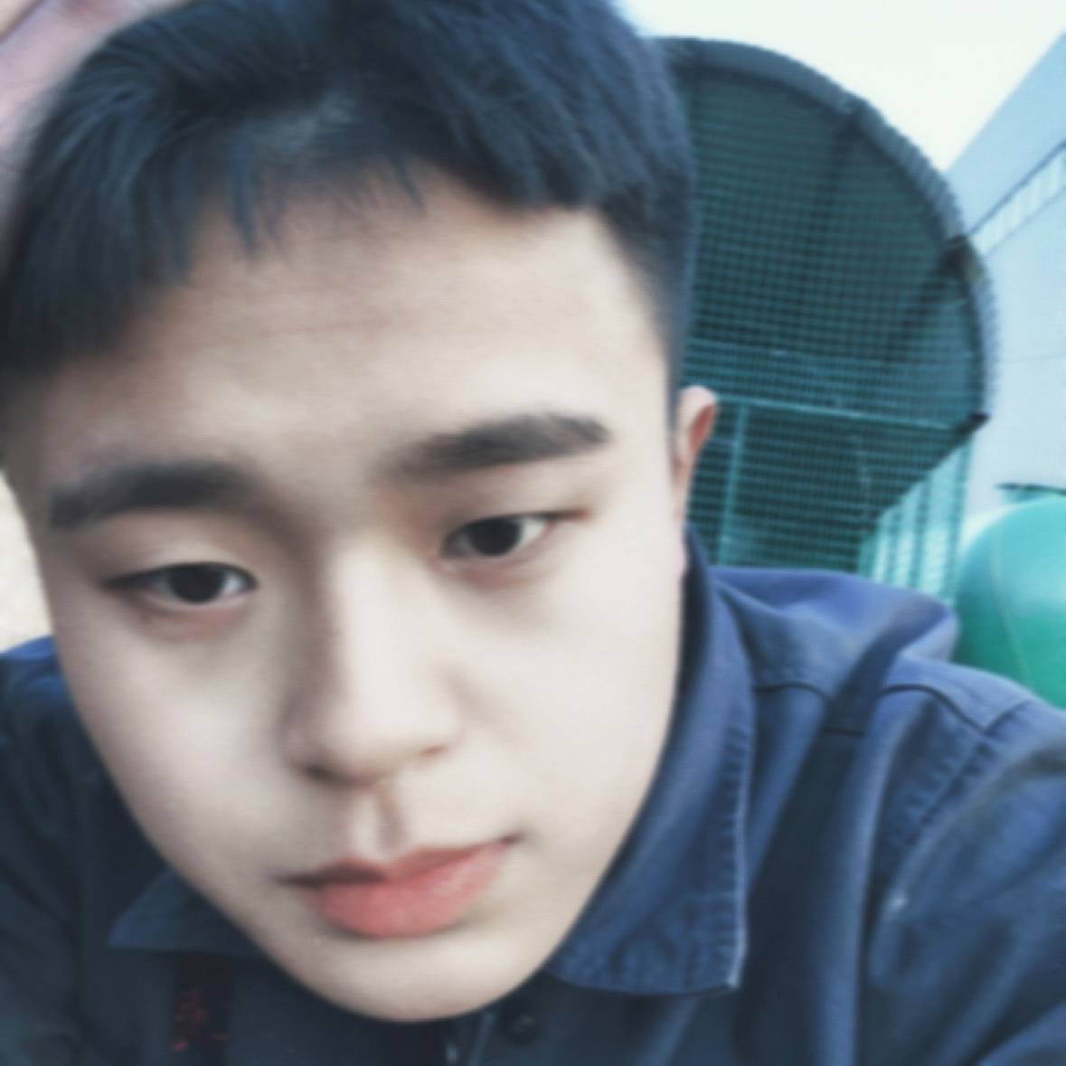 香烟扯单薄的照片
